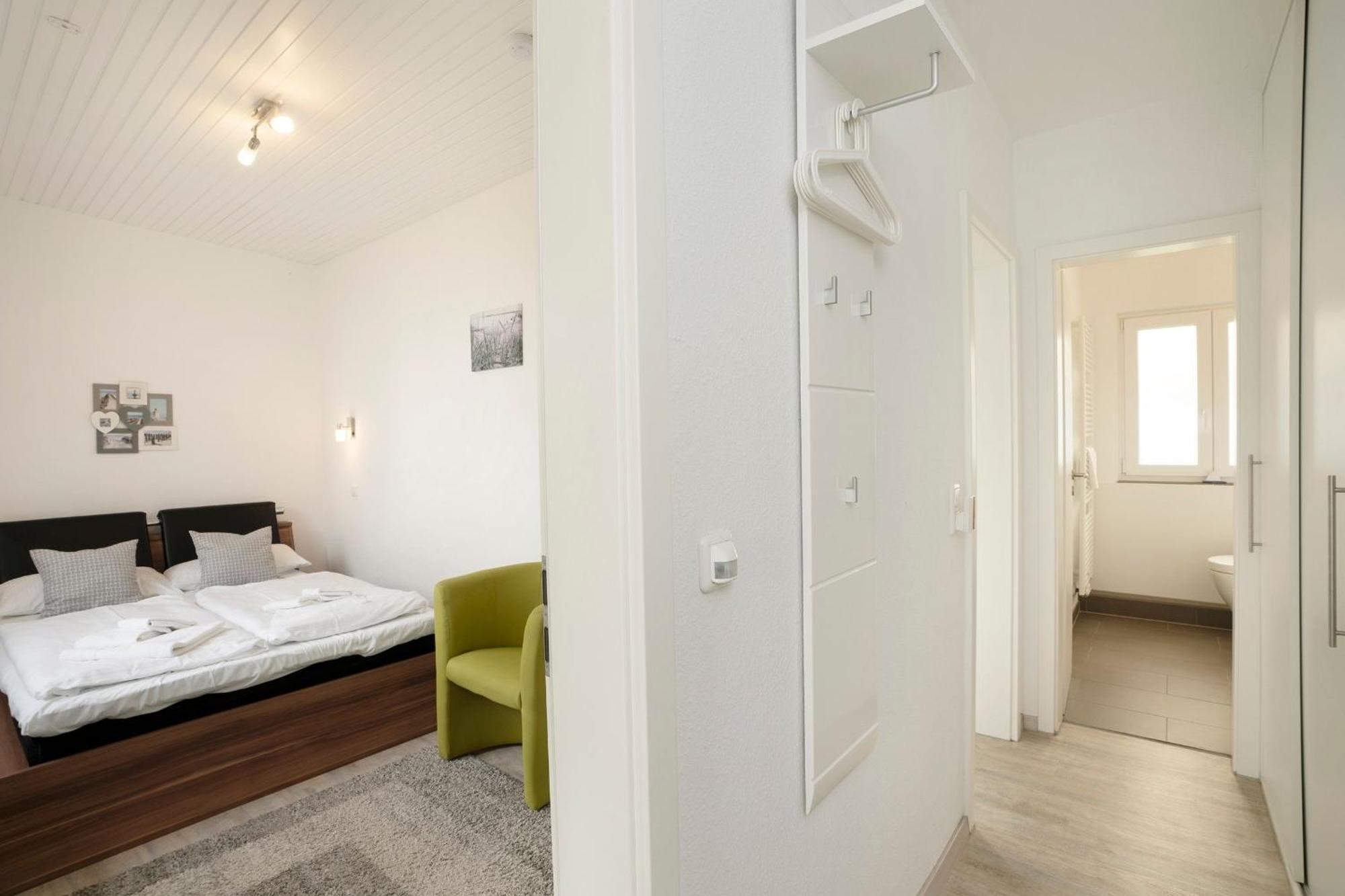Апартаменты Haus Waldfrieden Ferienhaeuschen Waldfrieden Хаффкруг Экстерьер фото